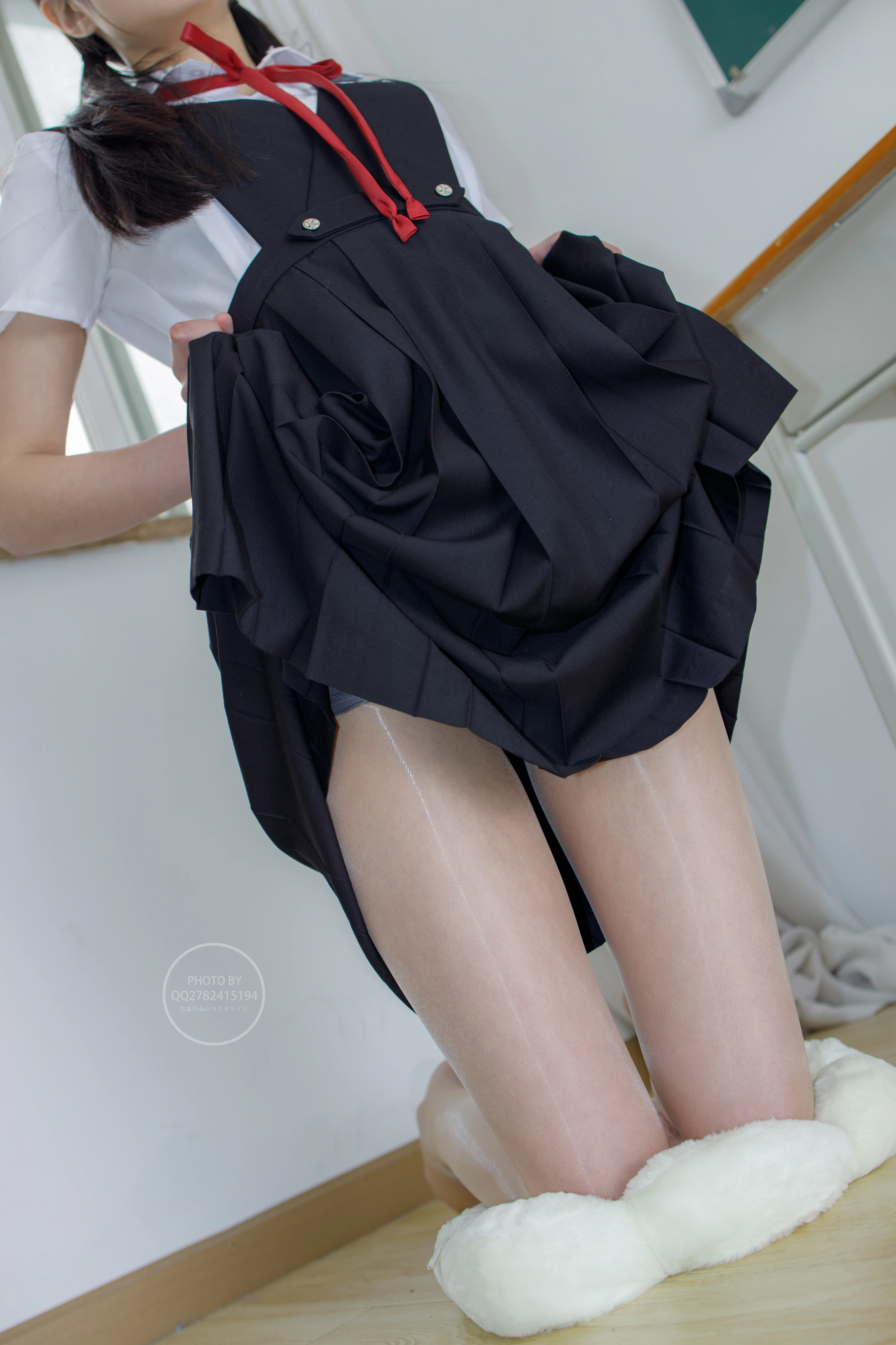 森萝财团 有料 NO.035 吸吸 教室里的油亮肉丝“绫”JK制服 [101P]插图8